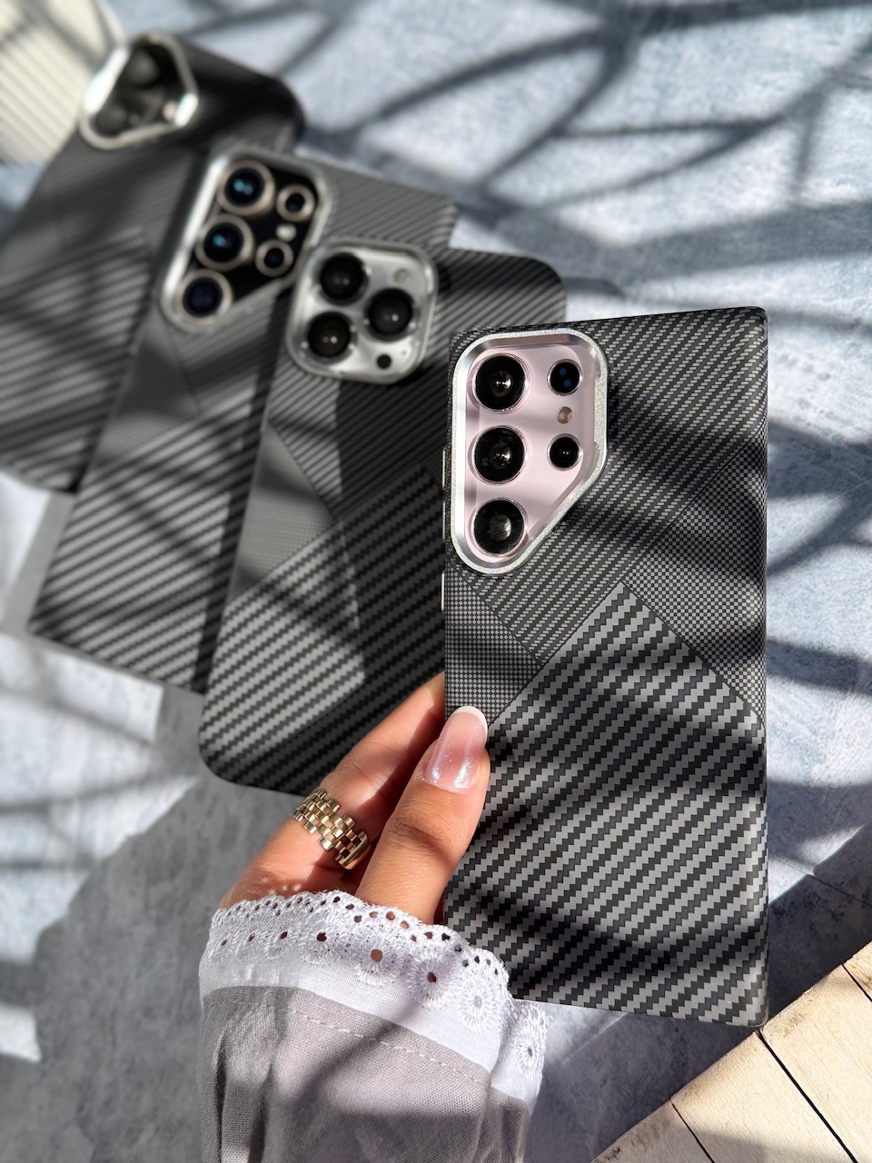 کاور Carbon PC Magnetic مناسب برای گوشی موبایل iPhone 15 Pro Max