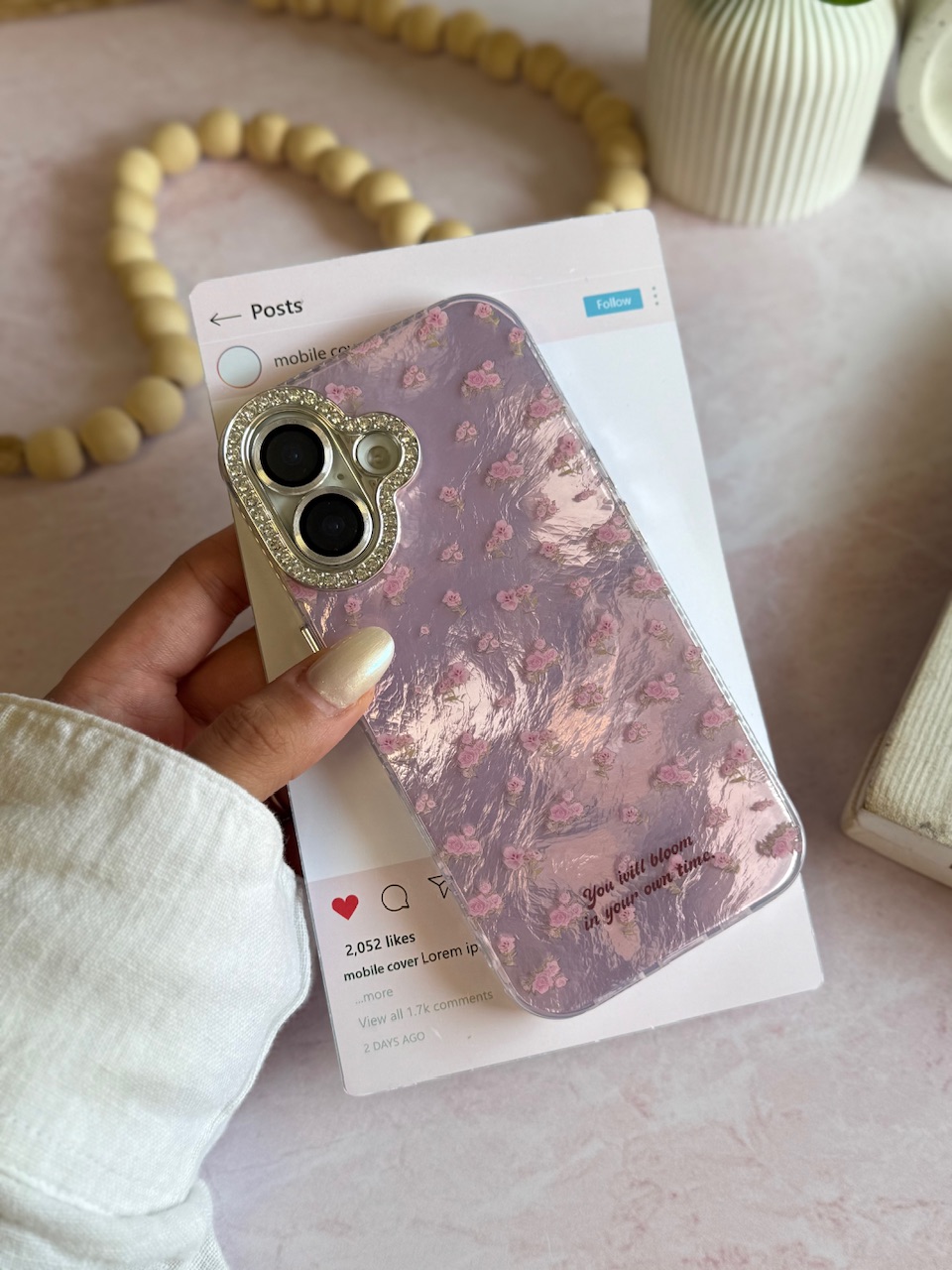 کاور Blooms  پلنگی مناسب برای گوشی موبایل iPhone 16