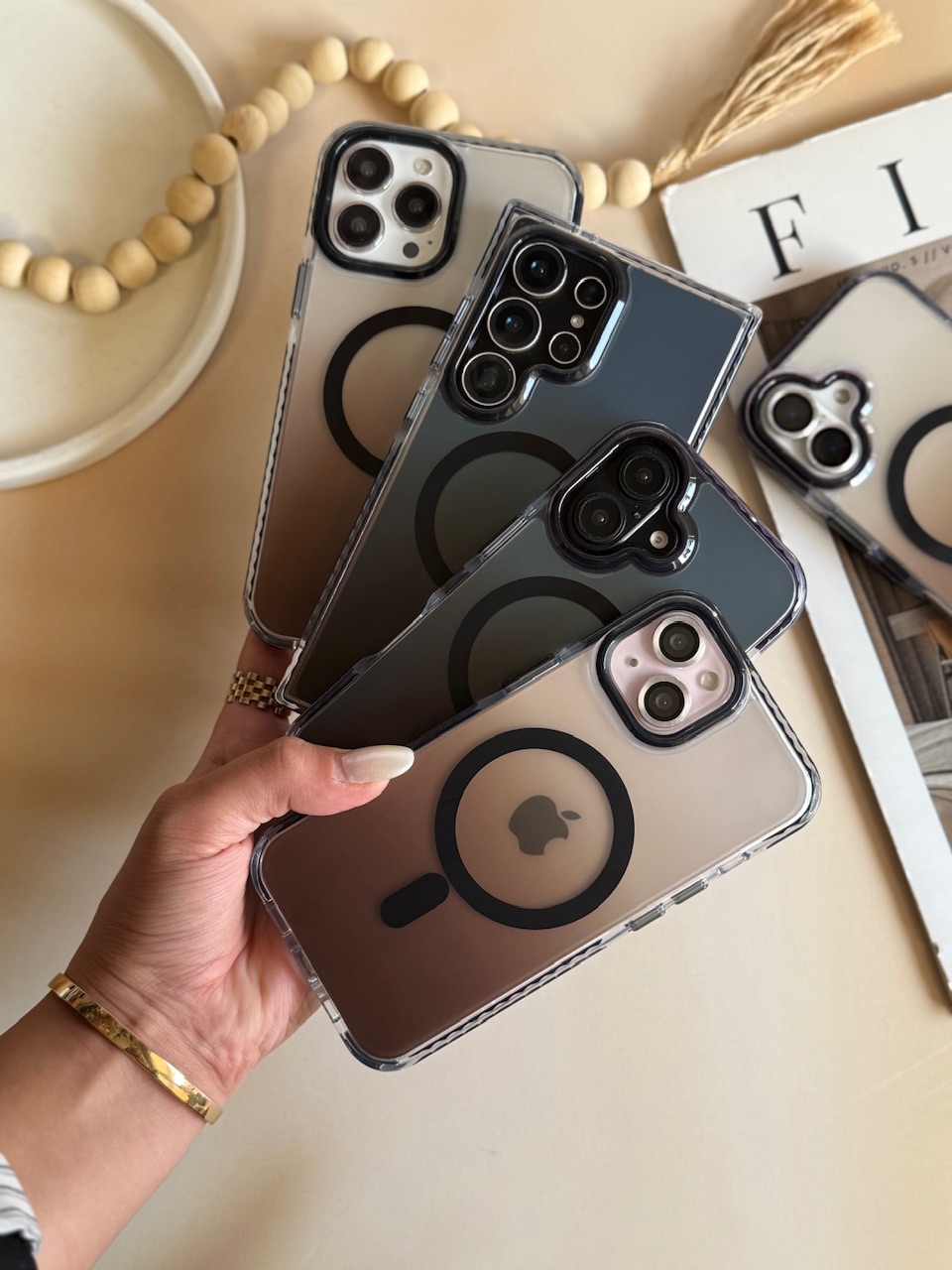 کاور Matte Land MagSafe  پلنگی مناسب برای گوشی موبایل iPhone 16 Pro Max